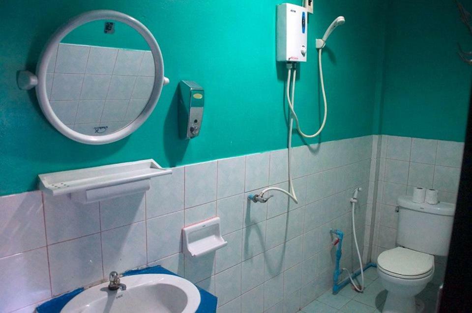Above & Beyond Hostel Baan Tai Luaran gambar