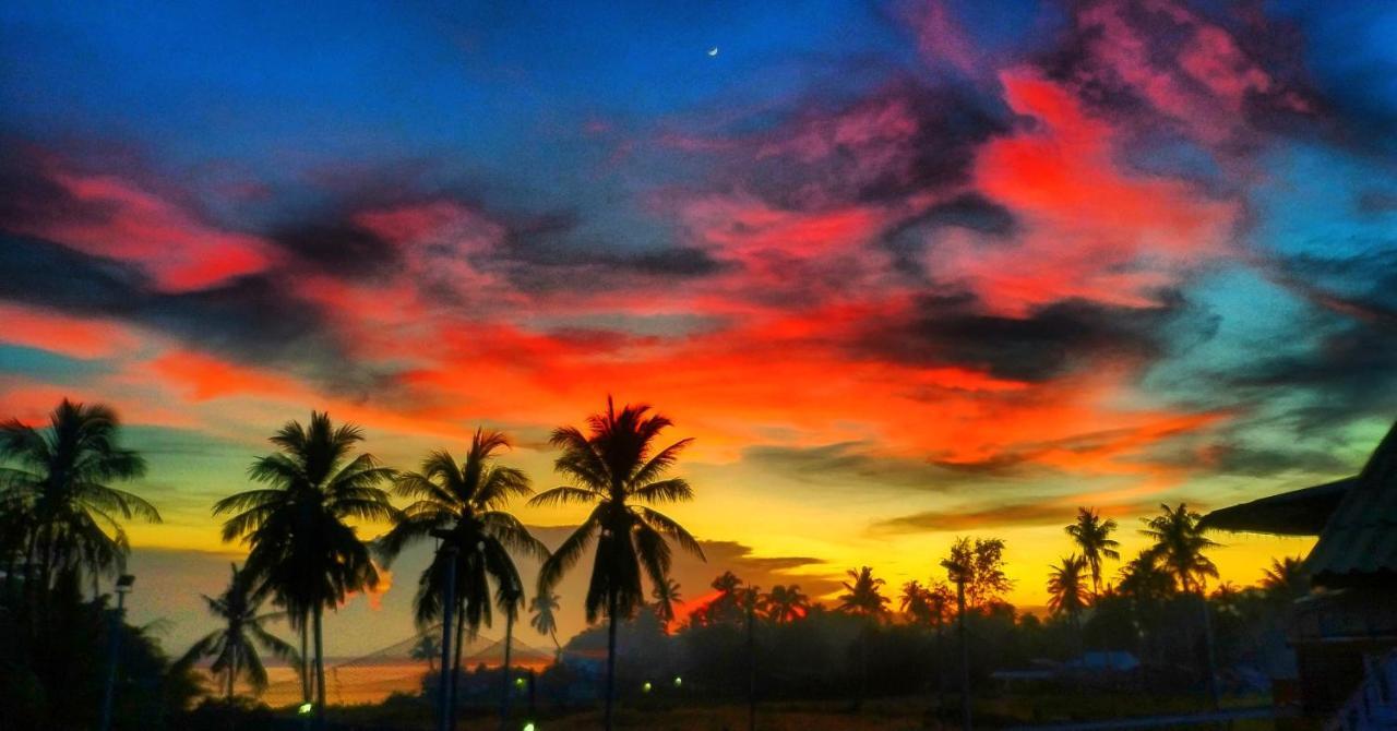 Above & Beyond Hostel Baan Tai Luaran gambar
