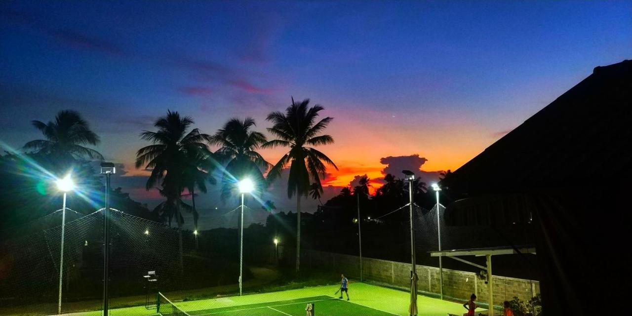 Above & Beyond Hostel Baan Tai Luaran gambar